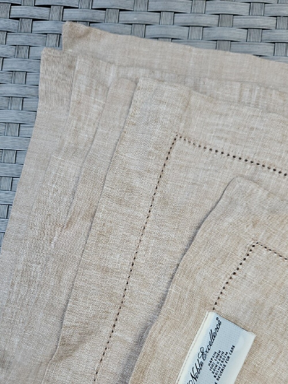 New  Noble Excellence Luxury  Set Of 6  Hemstitch Linen Dinner Napkins - Picture 3 of 17